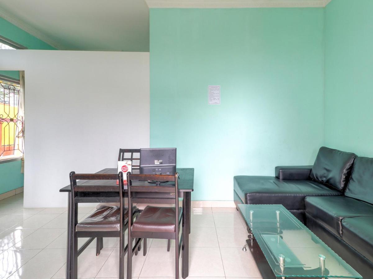 Sindanglaya Oyo 2997 Grand Suites Palace 2 מראה חיצוני תמונה