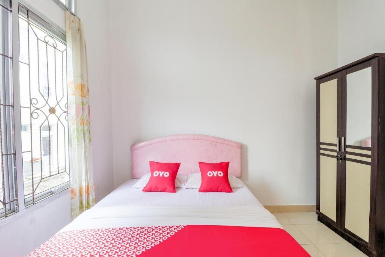 Sindanglaya Oyo 2997 Grand Suites Palace 2 מראה חיצוני תמונה