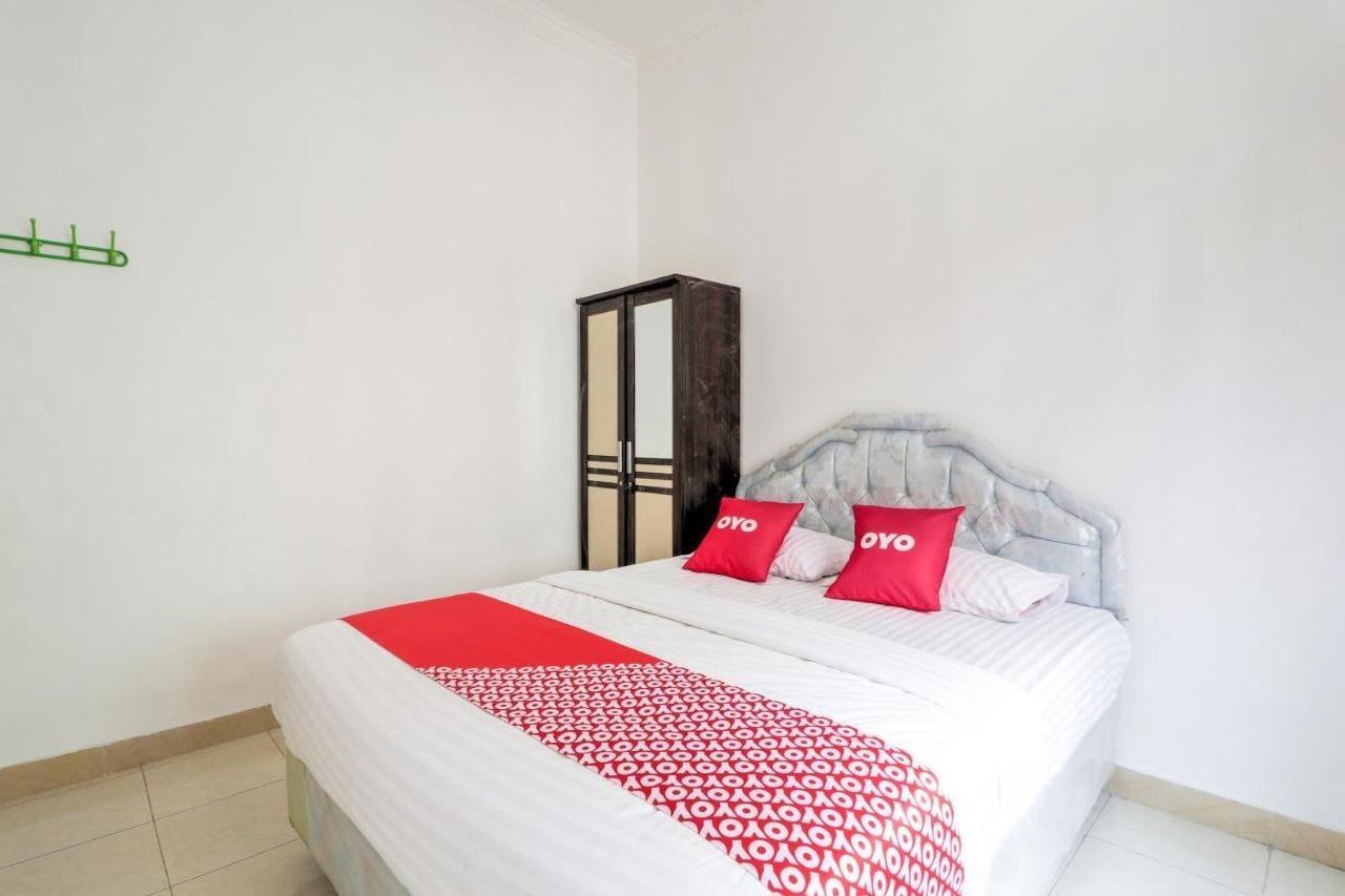 Sindanglaya Oyo 2997 Grand Suites Palace 2 מראה חיצוני תמונה